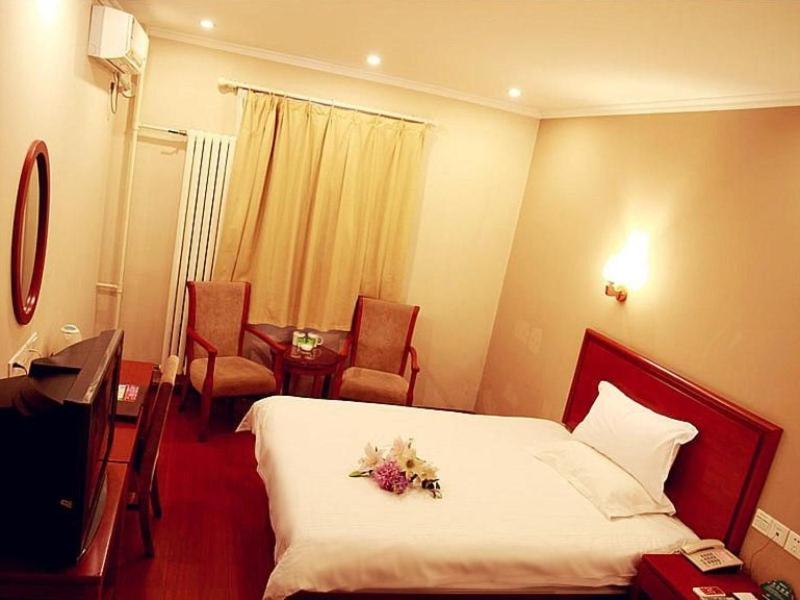 Greentree Inn Shandong Jinan Daming Lake Business Hotel Extérieur photo