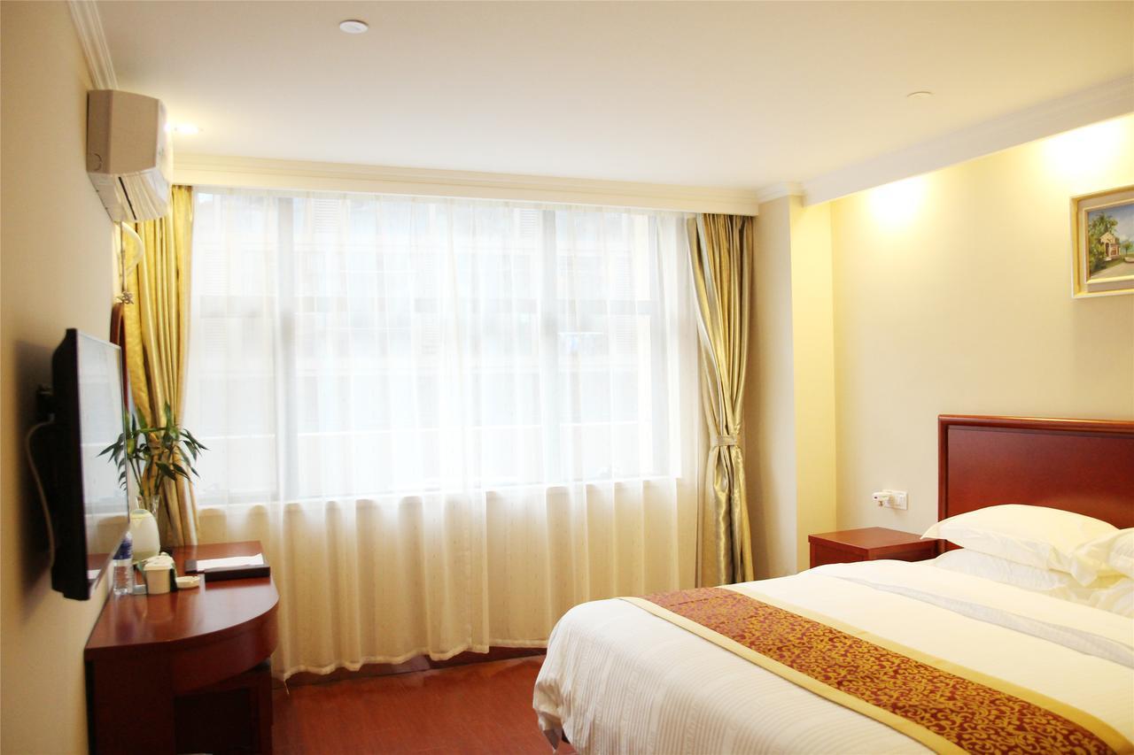 Greentree Inn Shandong Jinan Daming Lake Business Hotel Extérieur photo
