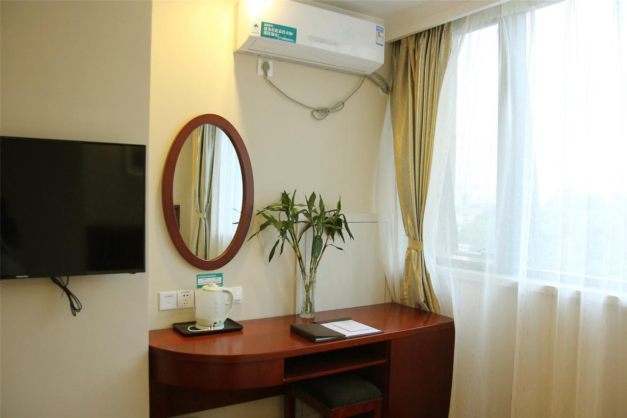 Greentree Inn Shandong Jinan Daming Lake Business Hotel Extérieur photo